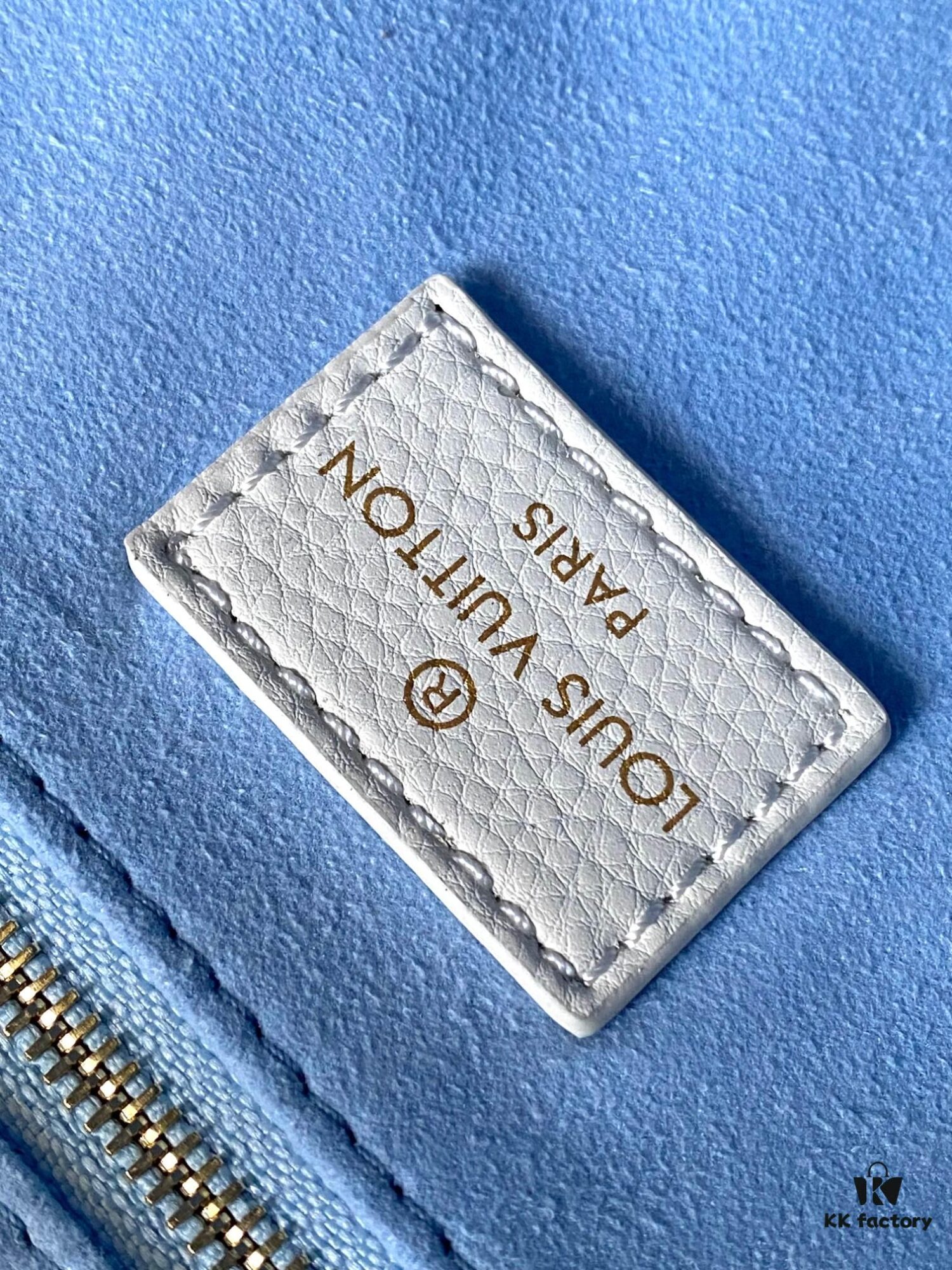 M46833 White, M45653 White Embossed, M46569 OnTheGo Small Handbag in Monogram Empreinte Leather