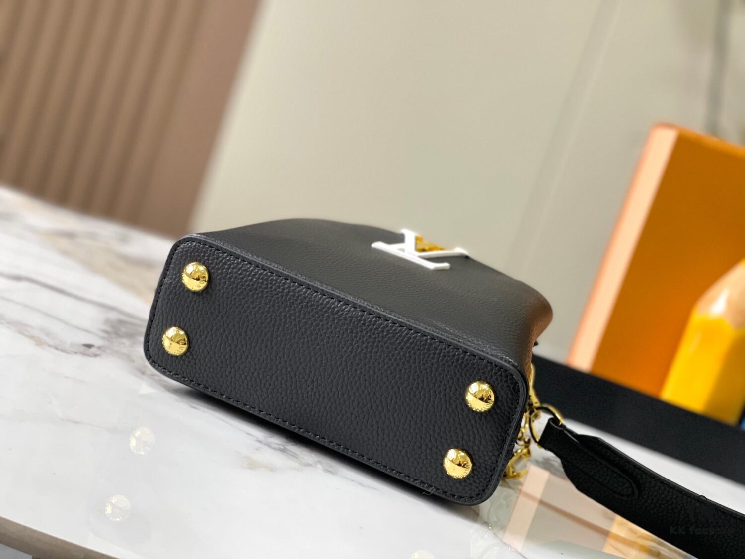 Upgraded M23198 Black Gold-Tone Capucines Mini Handbag