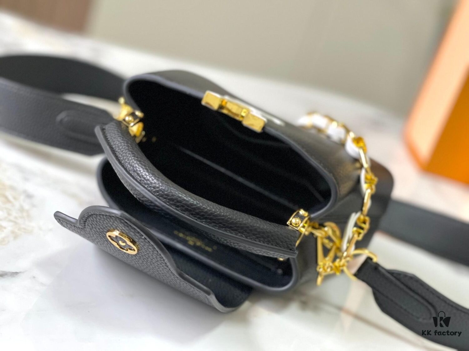 Upgraded M23198 Black Gold-Tone Capucines Mini Handbag