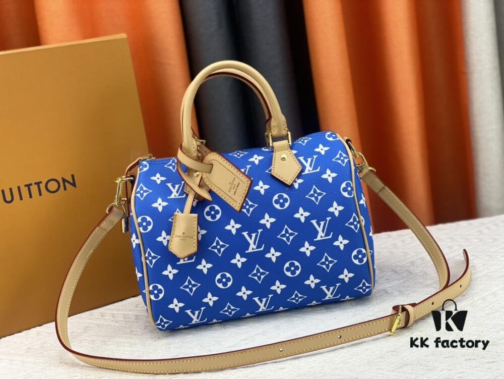 New LV 2024 Spring/Summer Non-Dong Design Speedy Safety Lock, Polished Heavy Carving, Metal Luggage Tag, Keychain with Dove Engraving, Italian Imported Color-Changing Yellow Leather Trim Adjustable Strap Lock
