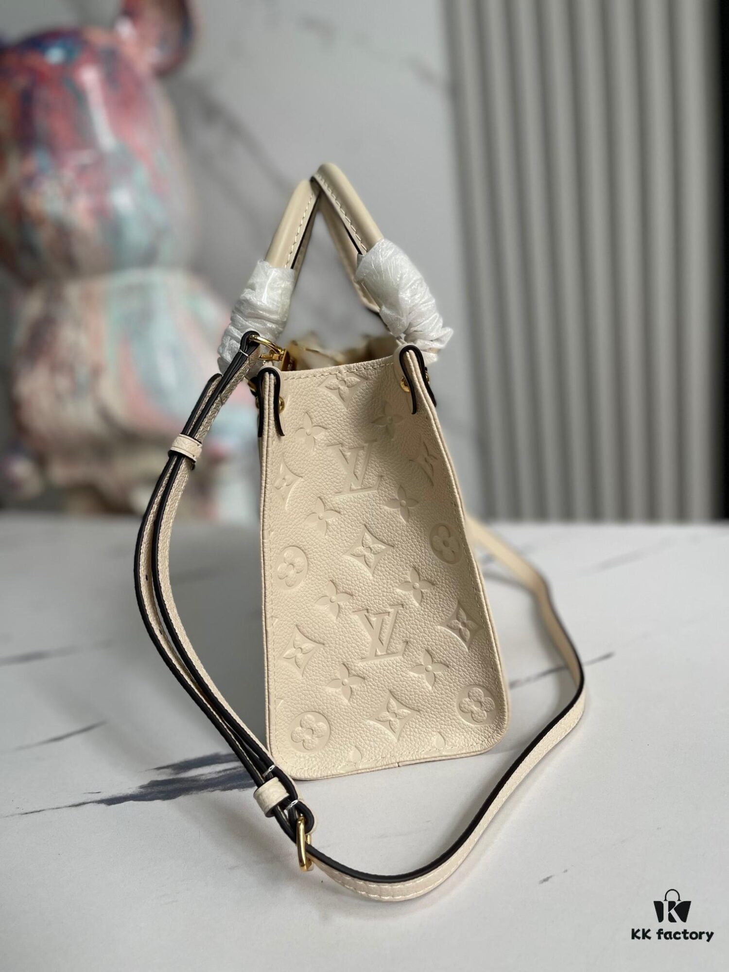 Top-Quality Original Order, Exclusive Real Photos M45653 White Embossed M46569 OnTheGo Small Tote Bag