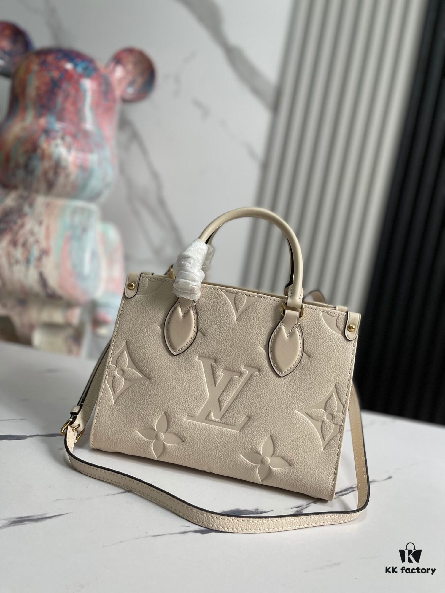 Top-Quality Original Order, Exclusive Real Photos M45653 White Embossed M46569 OnTheGo Small Tote Bag