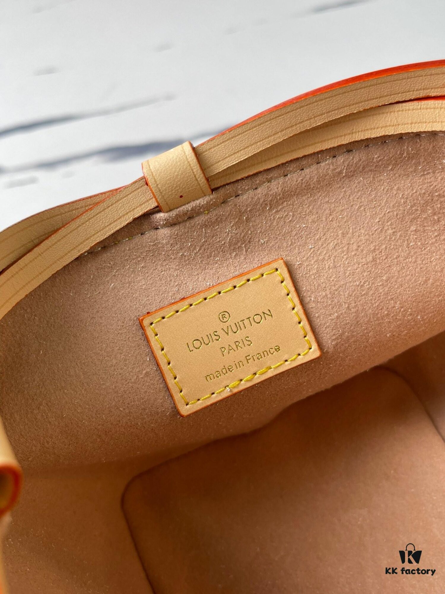 Top-tier Original Duplicate, Exclusive Real Photos M83227 White Color M82885 Mini Bucket Bag 'Shao Mai' Series Online Only Handbag M82885 Yellow Flower