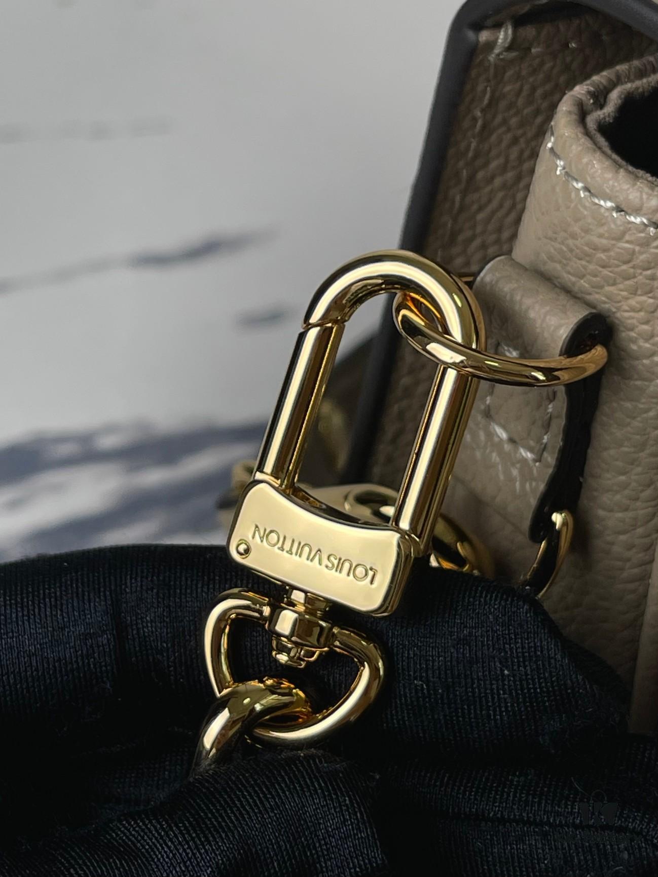 693088f76e68136f4d9a8a6a Top Quality Original Order Exclusive Real Shot M23081 Beige Screen Printed Full Leather Messenger Bag Series Small East West Métis Handbag