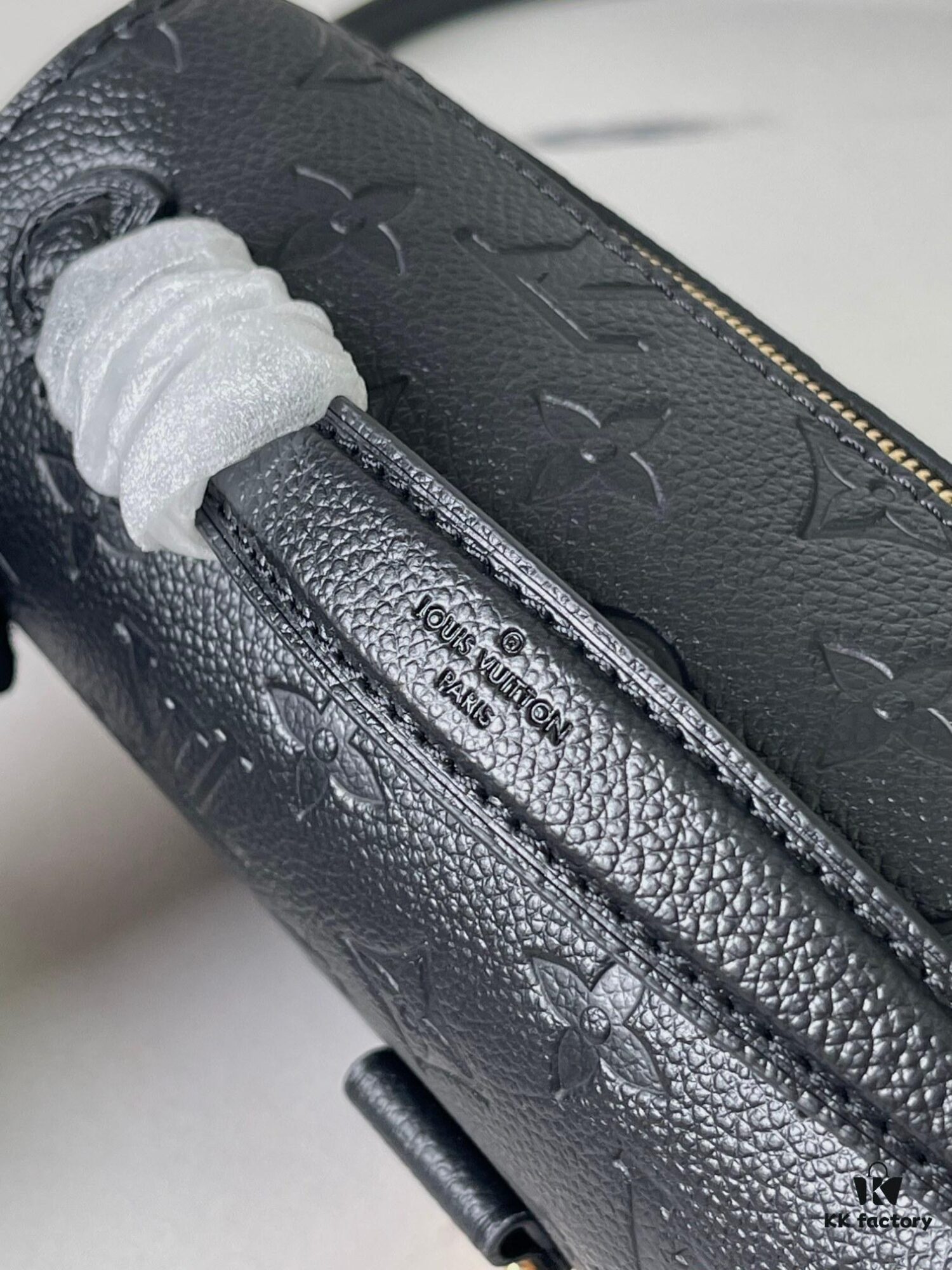 Top-Quality Original Order Exclusive Real Photo M46595 Black Full Leather Messenger Bag Series Small East West Métis Handbag