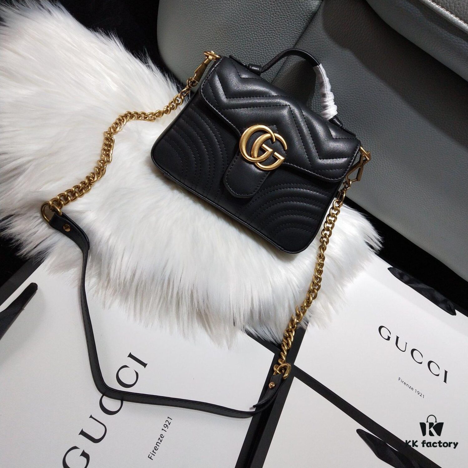 GG Marmont Wavy Texture Chain Bag in Large and Small Sizes