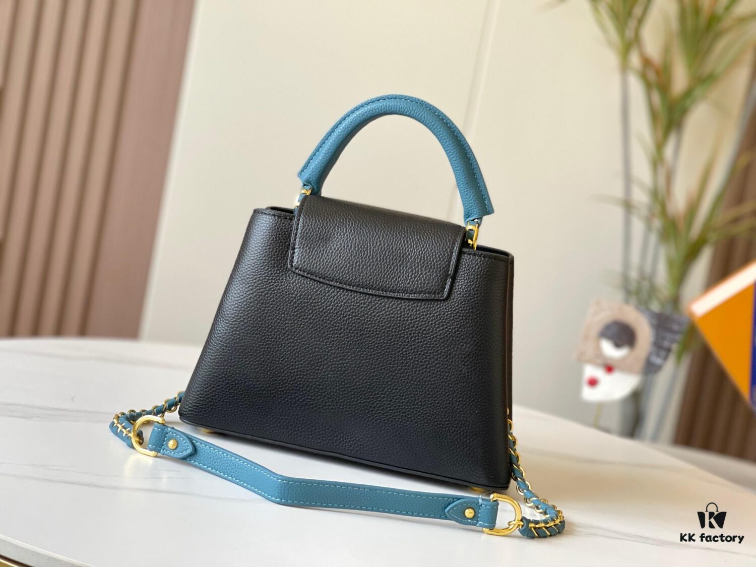 Exclusive On-Site Photo - Factory Direct M59512 M59653 Capucines BB Handbag in Taurillon Leather