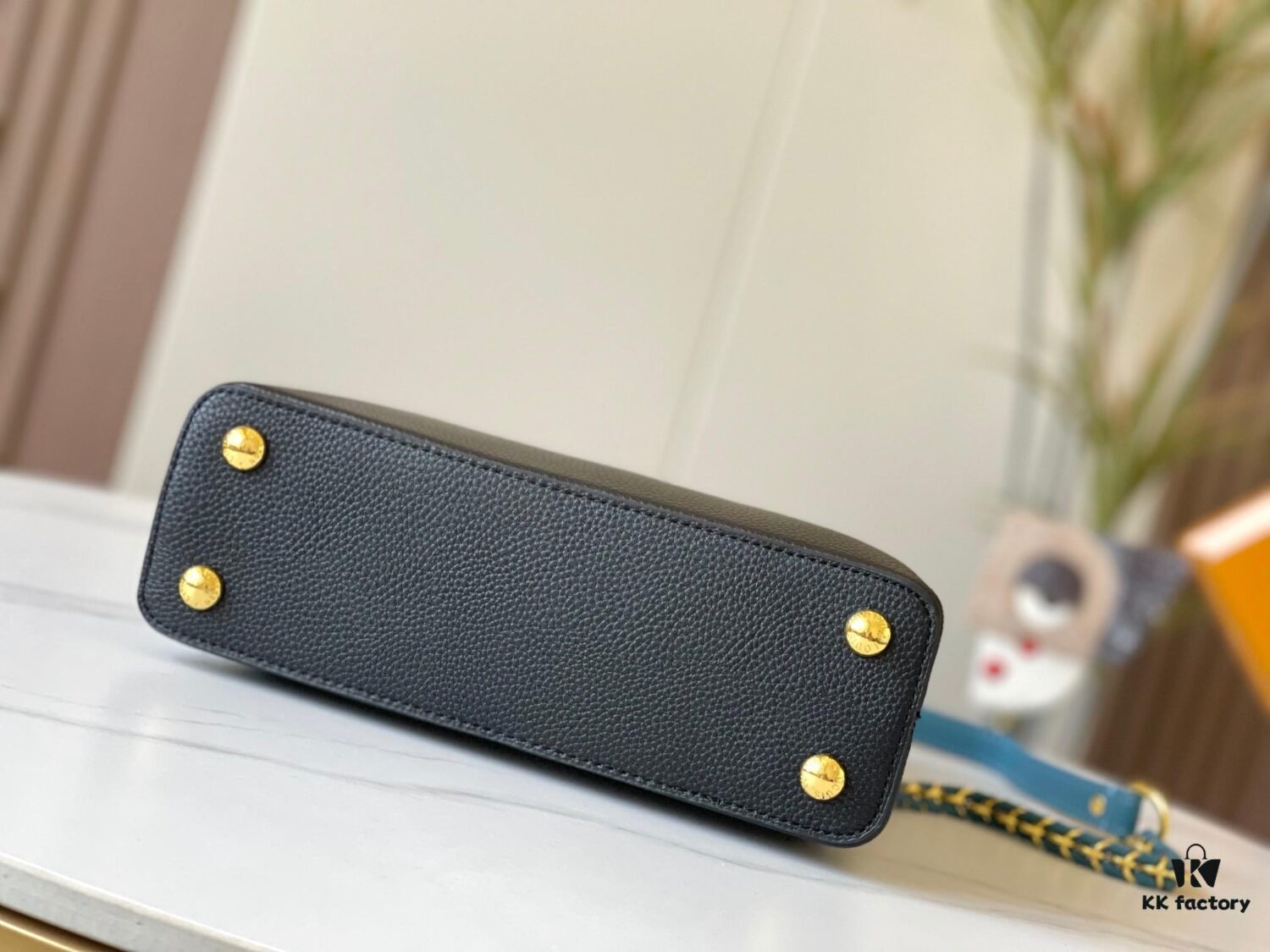 Exclusive On-Site Photo - Factory Direct M59512 M59653 Capucines BB Handbag in Taurillon Leather