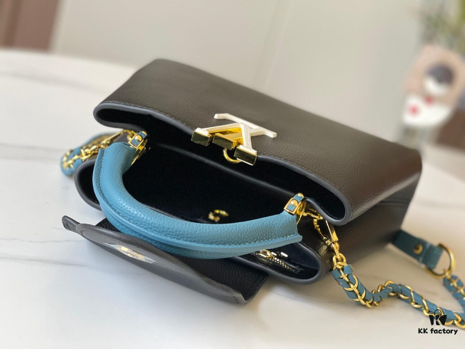 Exclusive On-Site Photo - Factory Direct M59512 M59653 Capucines BB Handbag in Taurillon Leather