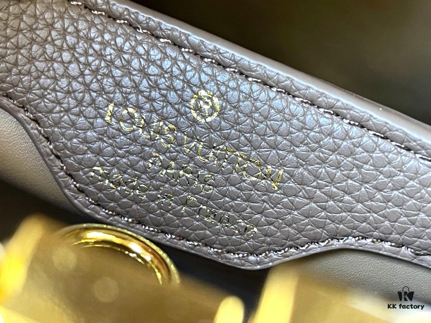 Exclusive On-Site Photo - Factory Outlet M59512 m59653 Capucines BB Handbag in Taurillon Leather