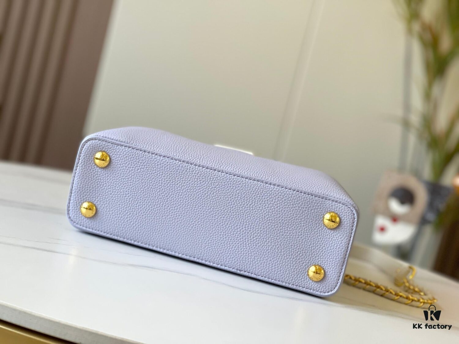 Exclusive On-Site Photo - Factory Outlet M59512 m59653 Capucines BB Handbag in Taurillon Leather