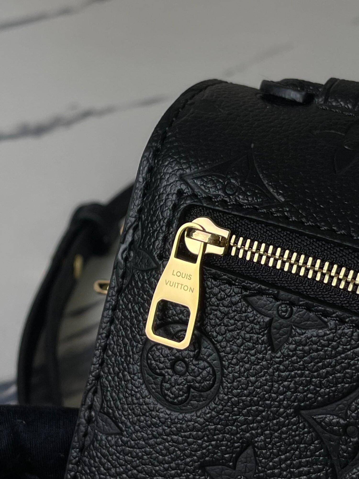 Top-Quality Original Order Exclusive Real Photo M46595 Black Full Leather Messenger Bag Series Small East West Métis Handbag