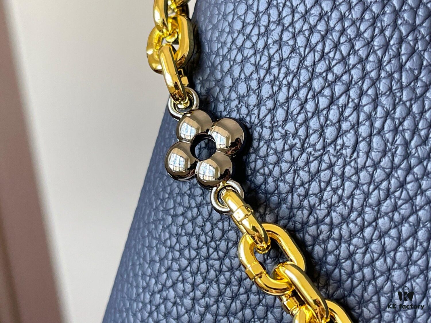 Upgraded M59209 Blue Capucines Medium Handbag