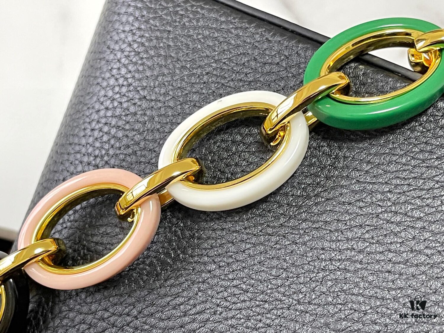 Upgraded M21798 Black Gold-Tone Clasp