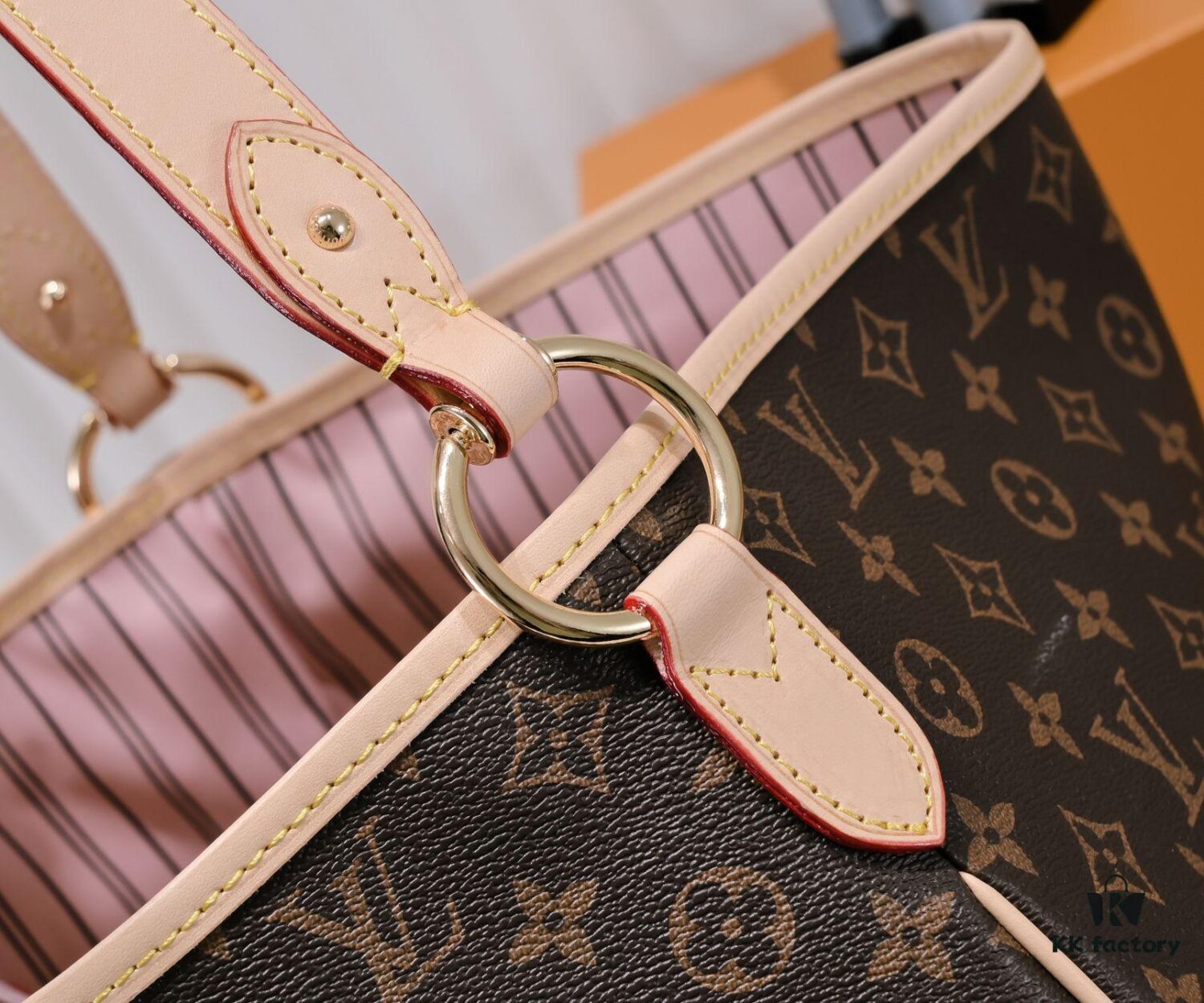 Wholesale Price, New Spring-Summer Arrival: The Stylish and Elegant Damier Azur Canvas Calvi Tote – Perfect for Office Days and Beach Weekends