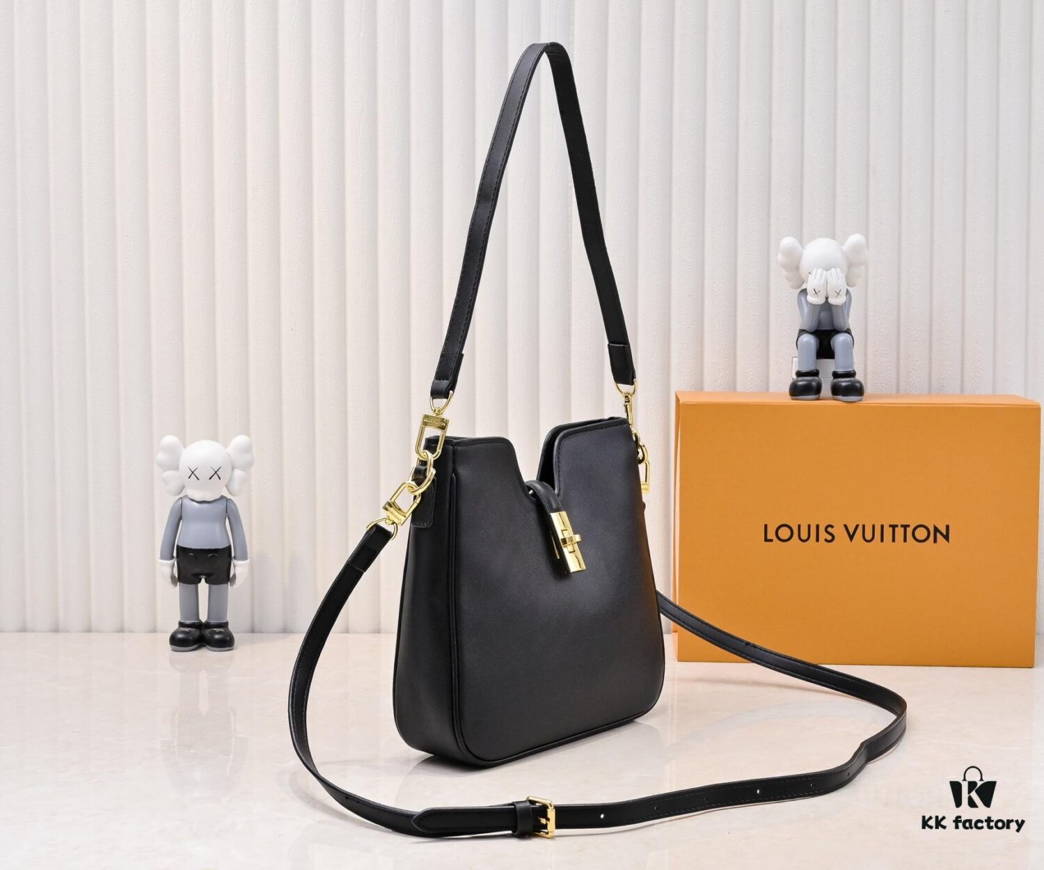 Louis Vuitton New Arrival Hobo Bag in Minimalist Elegance, Styles 120693 & 119563
