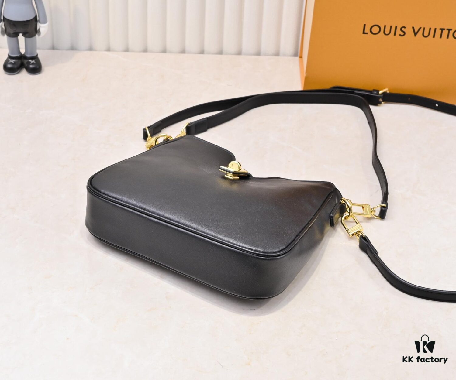 Louis Vuitton New Arrival Hobo Bag in Minimalist Elegance, Styles 120693 & 119563