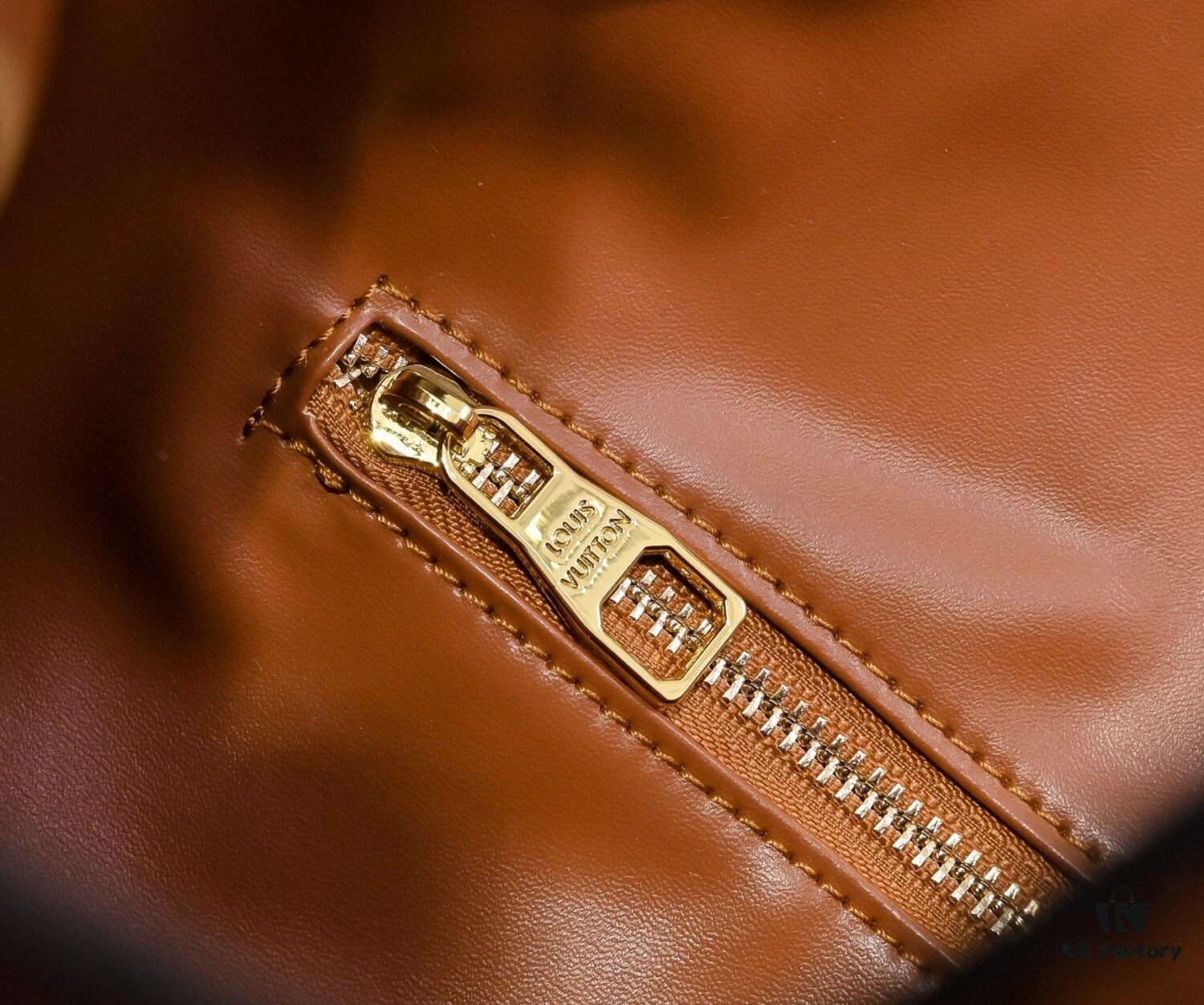 Louis Vuitton New Arrival Minimalist Elegant Design Hobo Bag Soft Silhouette Casual Chic Handbag