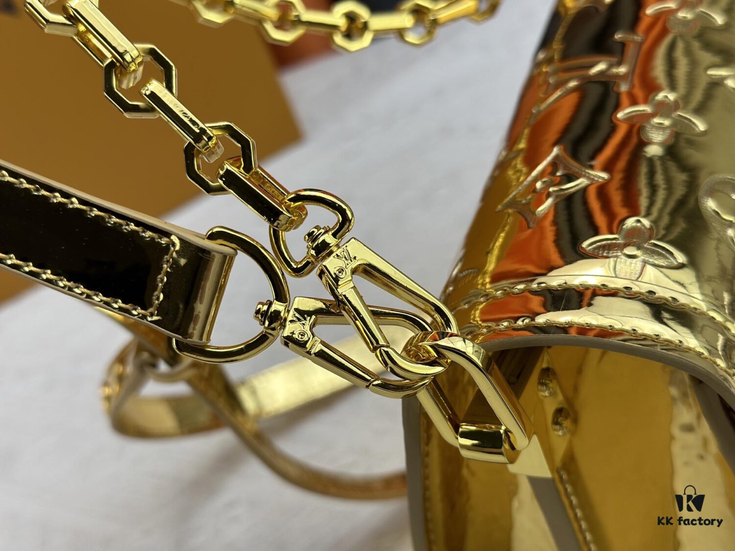 Daphne Gold Silver 💥 Louis Vuitton 2025 Spring/Summer Collection Métis Messenger Bag M43599/44391/44580 Latest Version Monogram Canvas Handbag