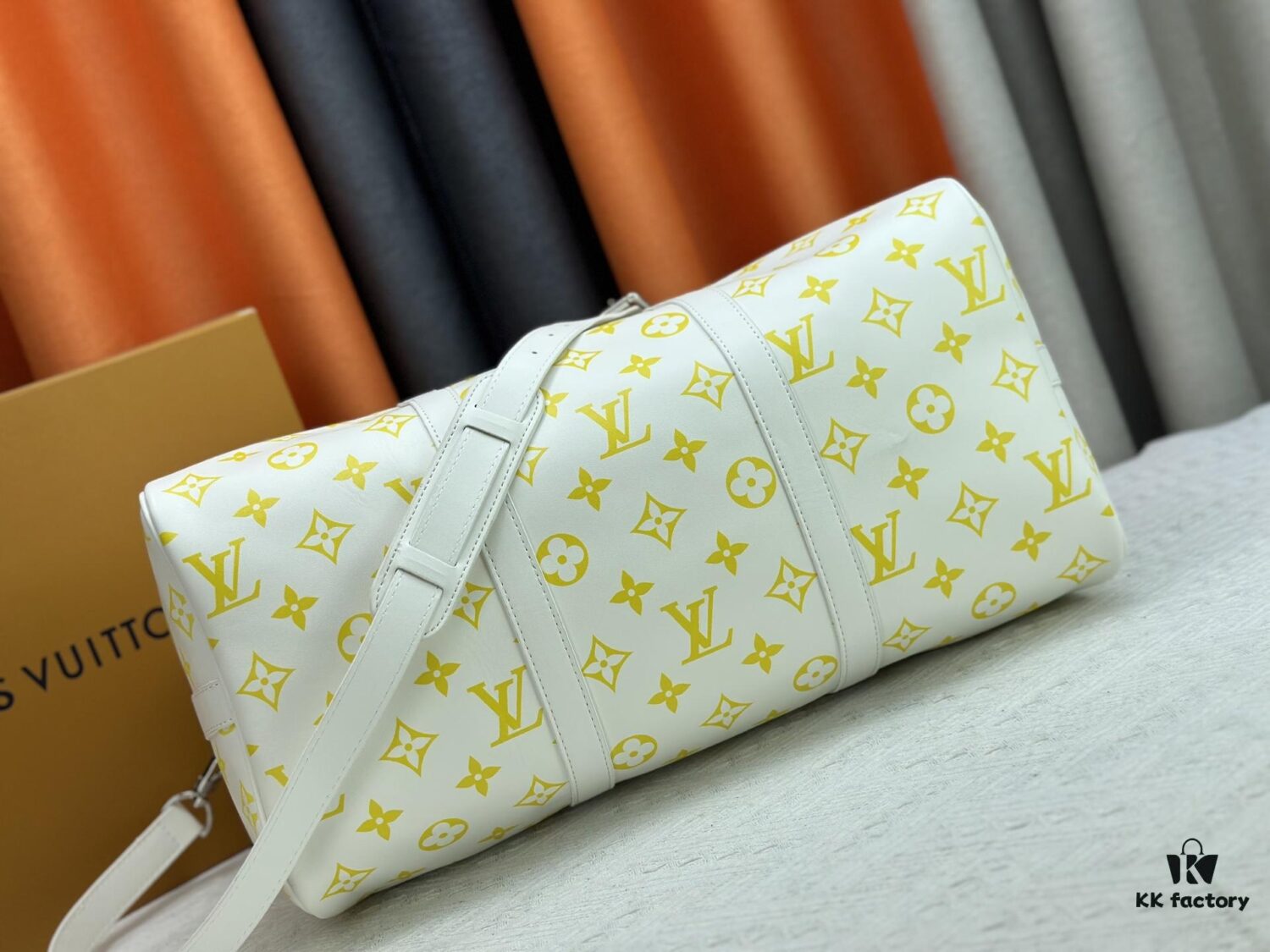 M41418 New Louis Vuitton x Takashi Murakami Collaboration Keepall Bandouliere 45 Monogram Print Travel Bag