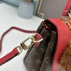 New Arrival Spring/Summer 2023 Hot Louis Vuitton Métis Handheld and Crossbody Bag - Stylish and Practical Design