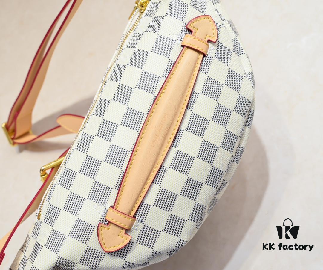 M43644 BUMBAG Belt Bag in Monogram Canvas