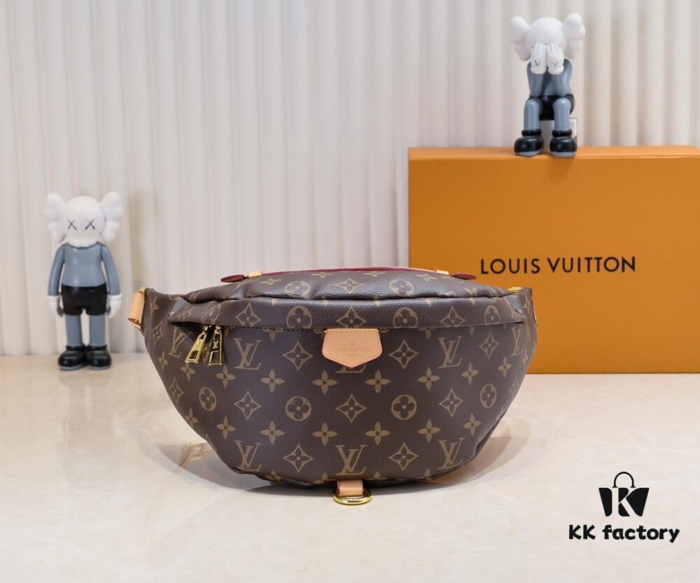 M43644 BUMBAG Belt Bag in Monogram Canvas