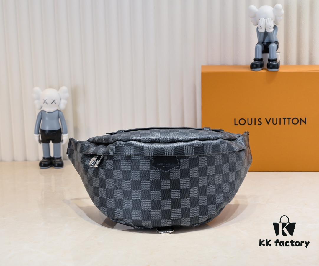 M43644 BUMBAG Belt Bag in Monogram Canvas