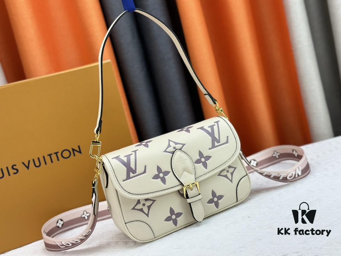 Authentic Shot M46386 M46388 M45985 M45683 M45684 Full Leather Baguette Bag Series New Diane Handbag