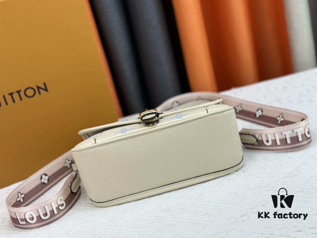 Authentic Studio Shot M46386 M46388 M45985 M45683 M45684 Full Leather Baguette Bag Series New Diane Handbag