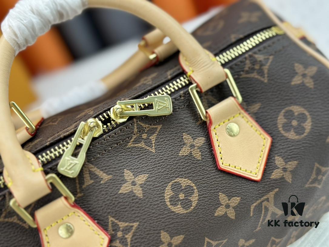 Medium and Large Sizes, High-Definition Photography as Shown