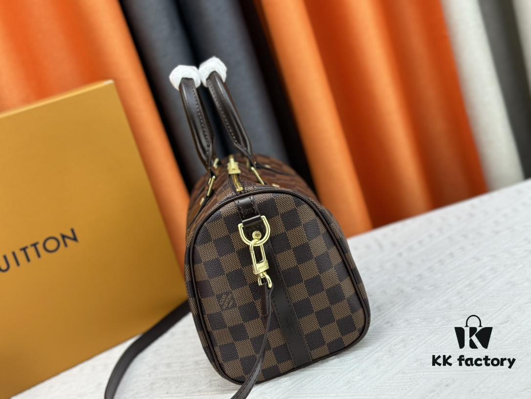 Medium and Large Sizes, High-Definition Photography as Shown