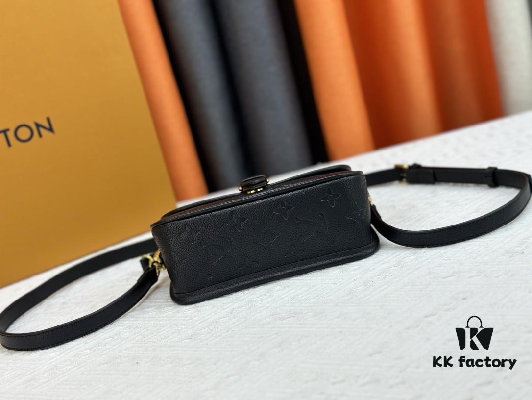 Upgraded Original M83566 M83300 M45985 Baguette Bag Series New Diane Handbag