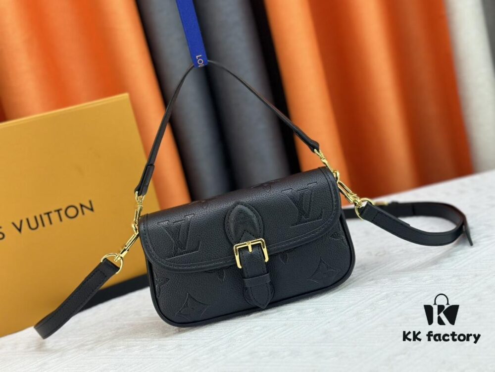 Upgraded Original M83566 M83300 M45985 Baguette Series New Diane Handbag