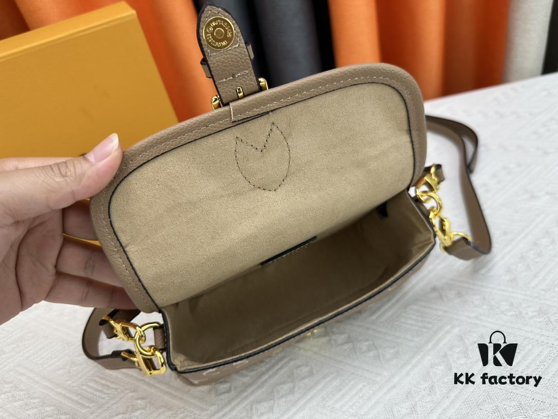 Upgraded Original M83566 M83300 M45985 Baguette Bag Series New Diane Handbag