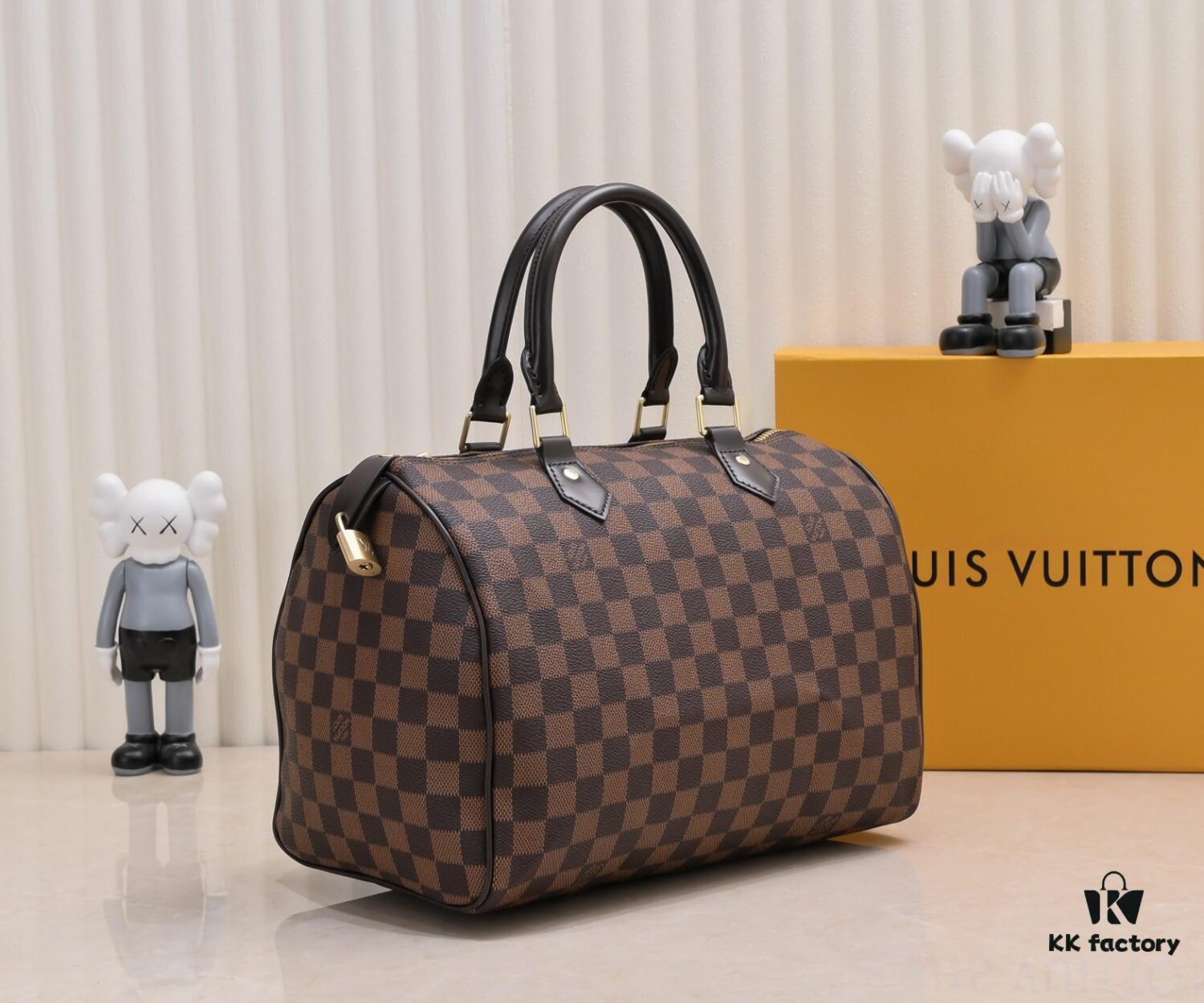 Exclusive Real Shot - Upgraded Version ‼️ Strapless Pillow Bag, High-Definition Photos, Quality as Shown (Three Sizes, Three Colors)