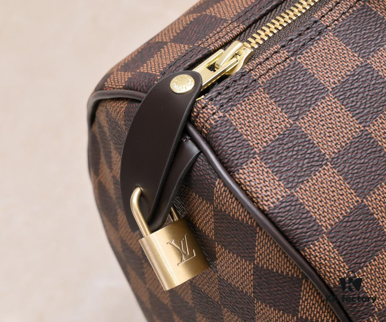 Exclusive Real Shot - Upgraded Version ‼️ Strapless Pillow Bag, High-Definition Photos, Quality as Shown (Three Sizes, Three Colors)