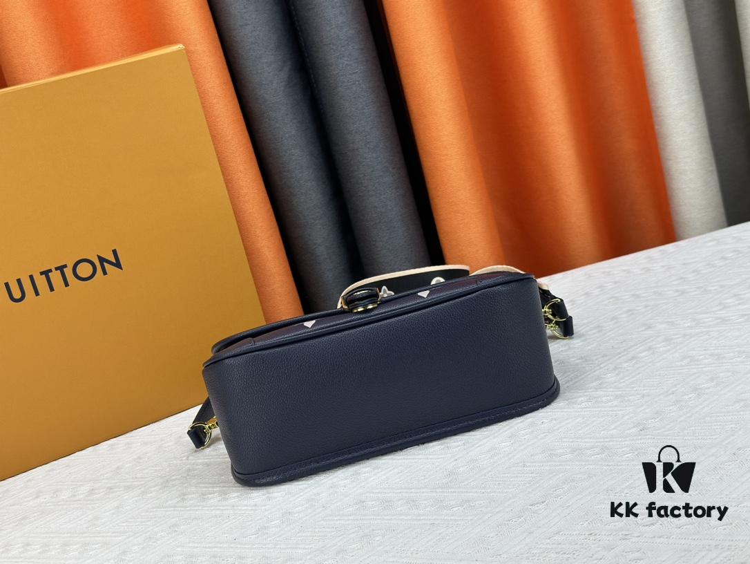 M46386 M45985 Baguette Bag Collection New Diane Handbag