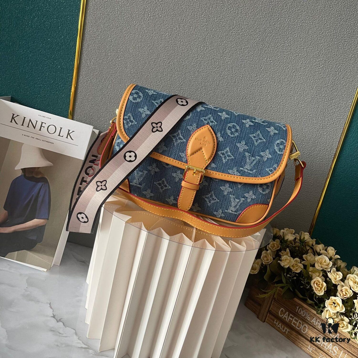 Upgraded 180 M46386 M45985 Denim Baguette Series New Diane Handbag