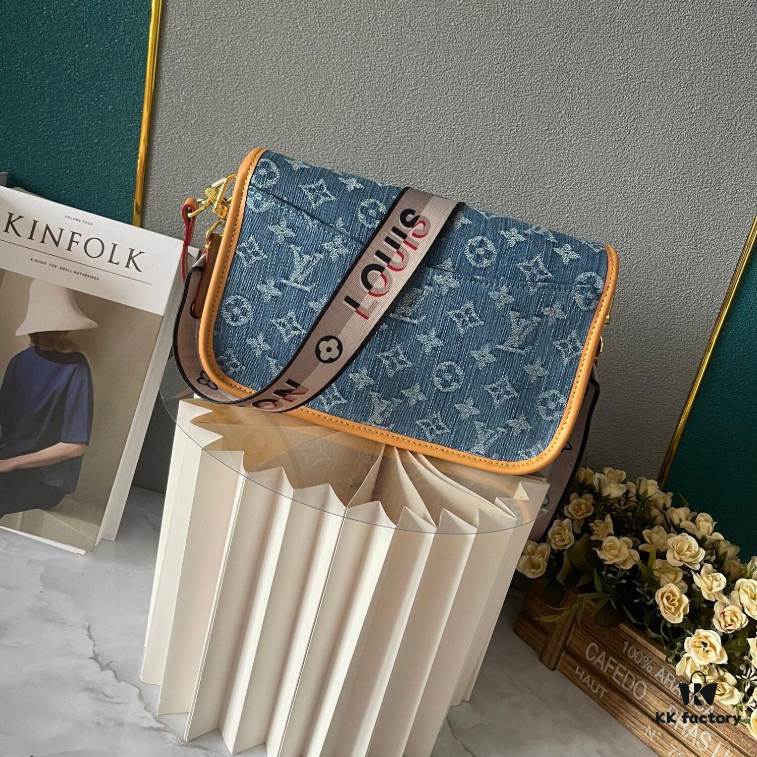 Upgraded 180 M46386 M45985 Denim Baguette Series New Diane Handbag