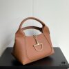 Gucci Softbit Small Shoulder Bag in Beige