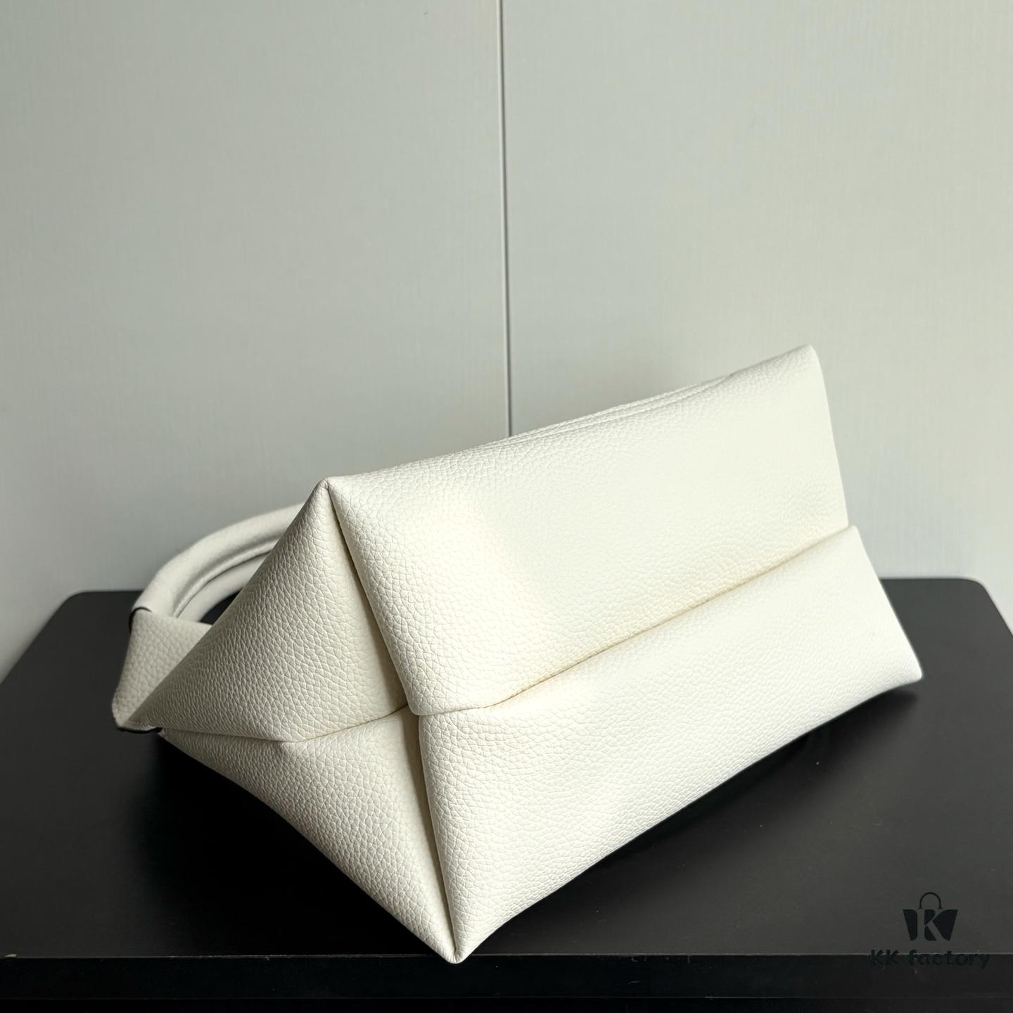 Gucci Softbit Mini Shoulder Bag in Milk White