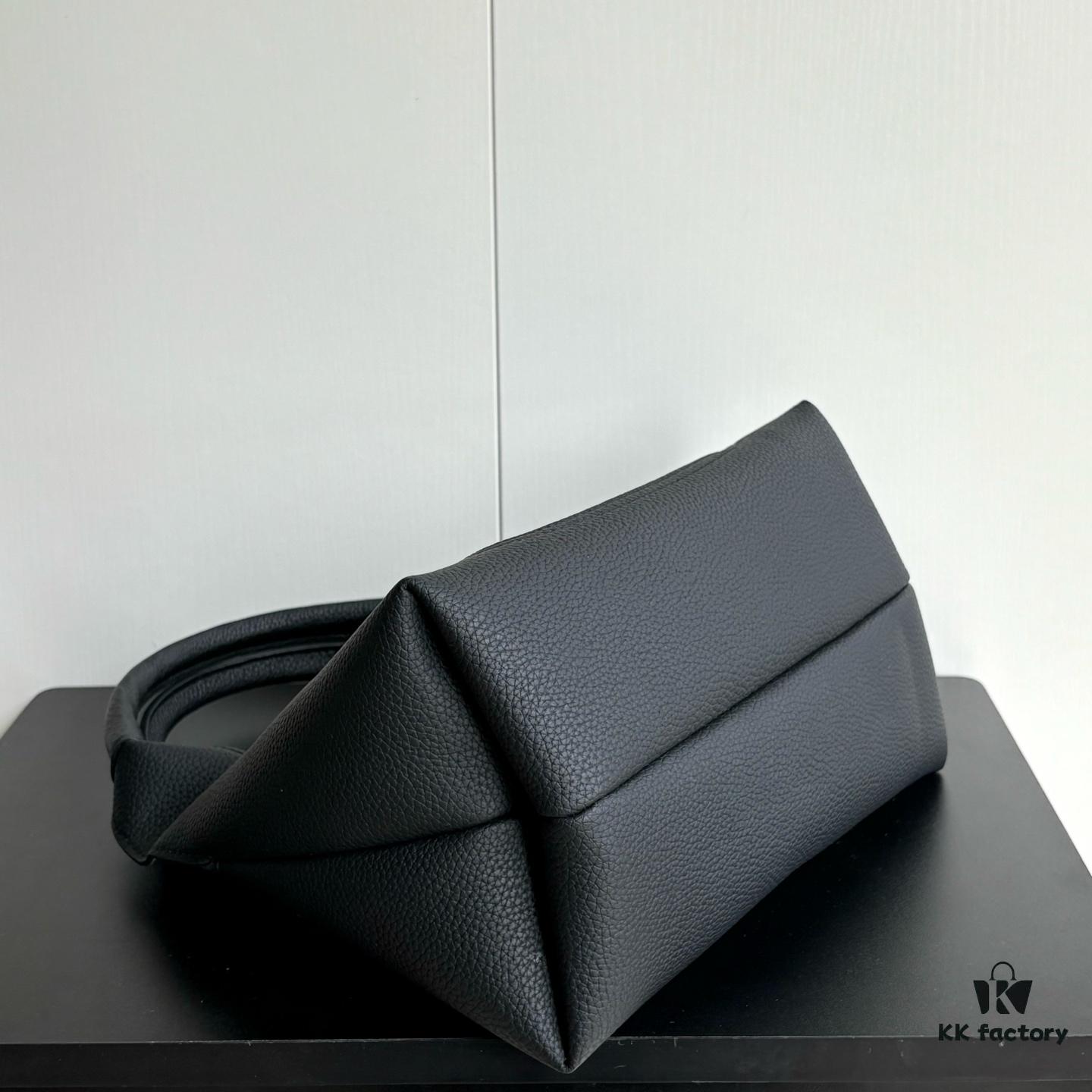 Gucci Softbit Small Shoulder Bag Black Model No. 837467 Size 27.5X21X16