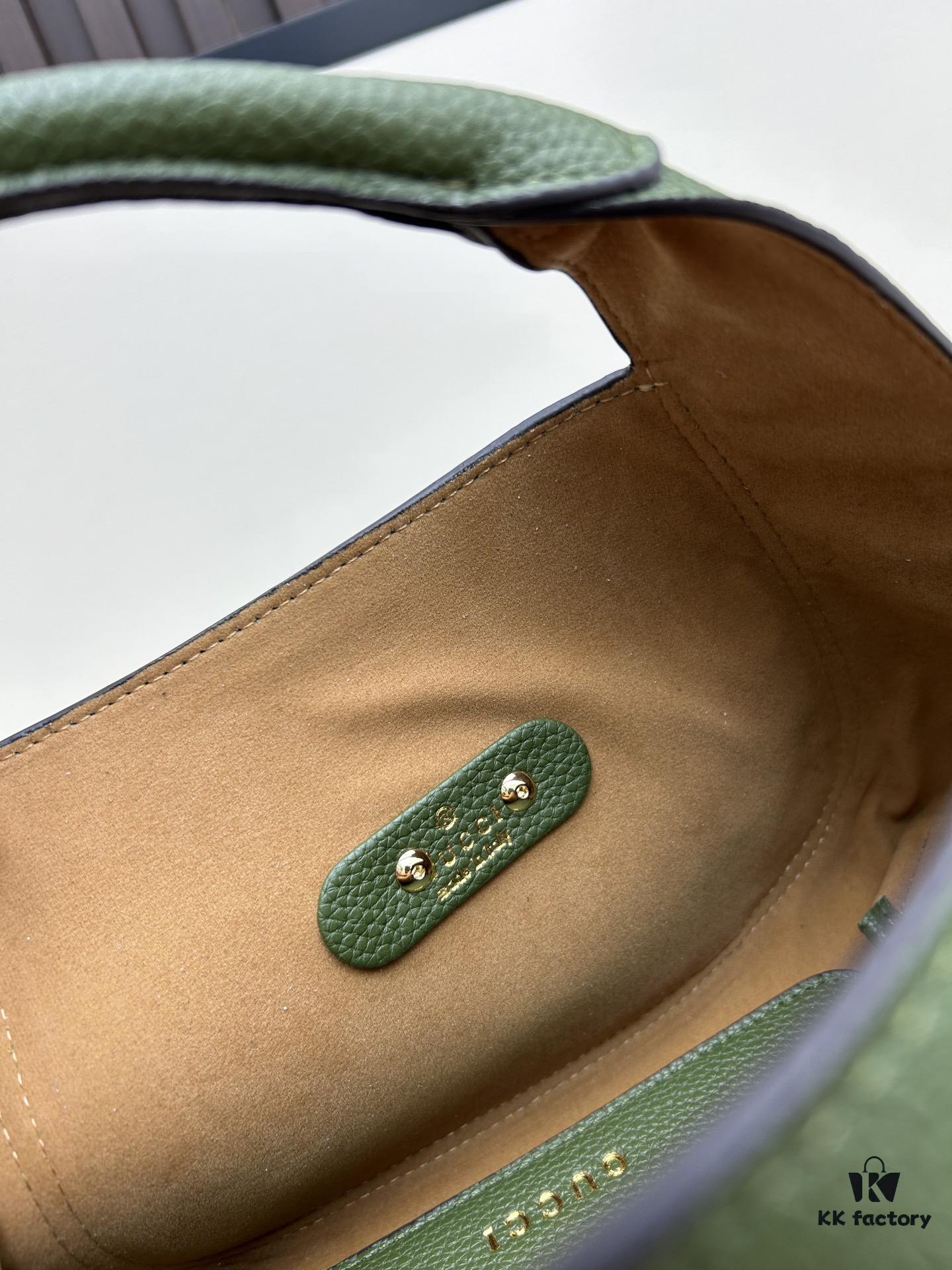 New Arrival with Gift Box 🎁, Gucci Softbit Leather Handheld or Crossbody Bag