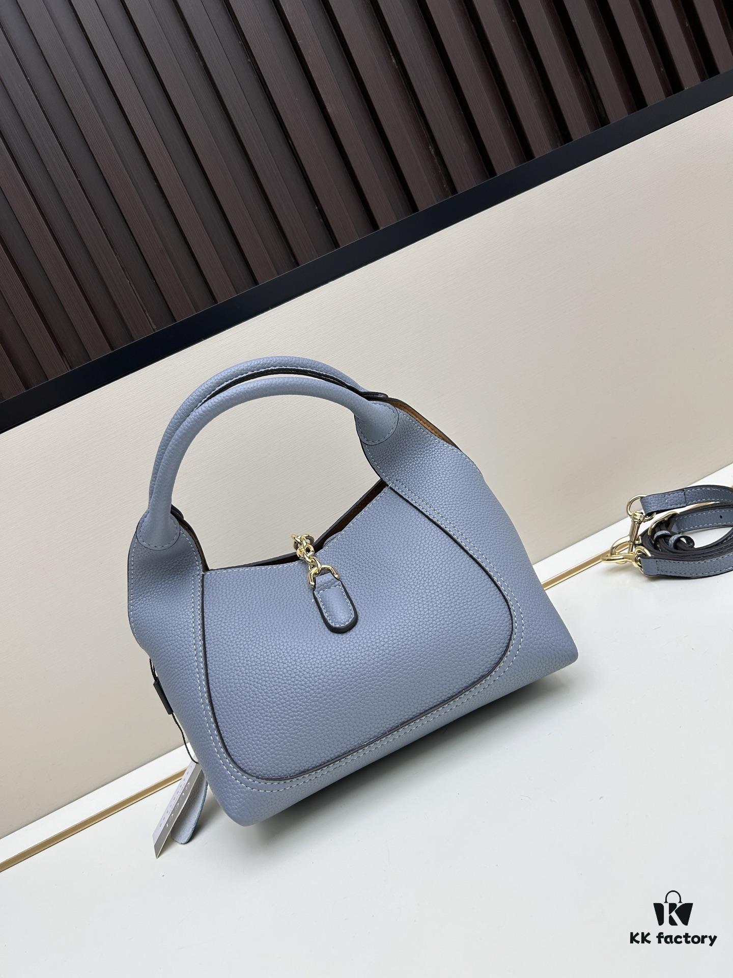 New Arrival with Gift Box 🎁, Gucci Softbit Leather Handbag or Crossbody Bag