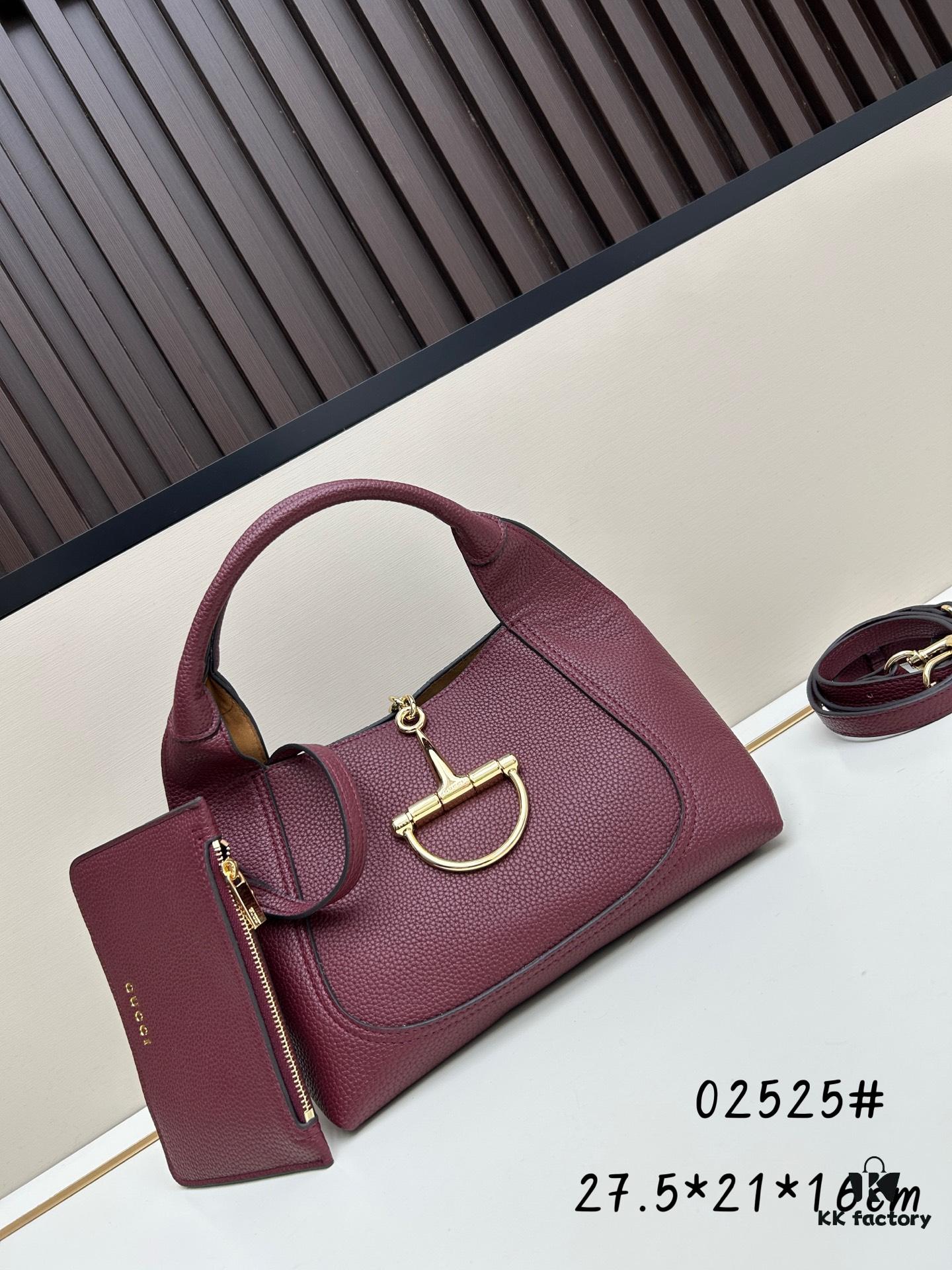 New Arrival with Gift Box 🎁 Gucci Softbit Leather Handheld or Crossbody Bag