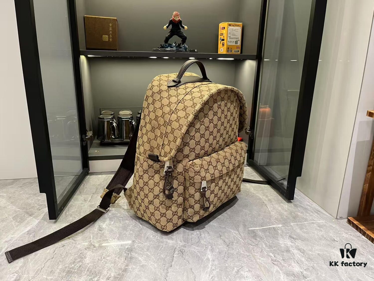 Gucci 2025 Spring-Summer Collection Men's Bag in Beige and Brown GG Canvas