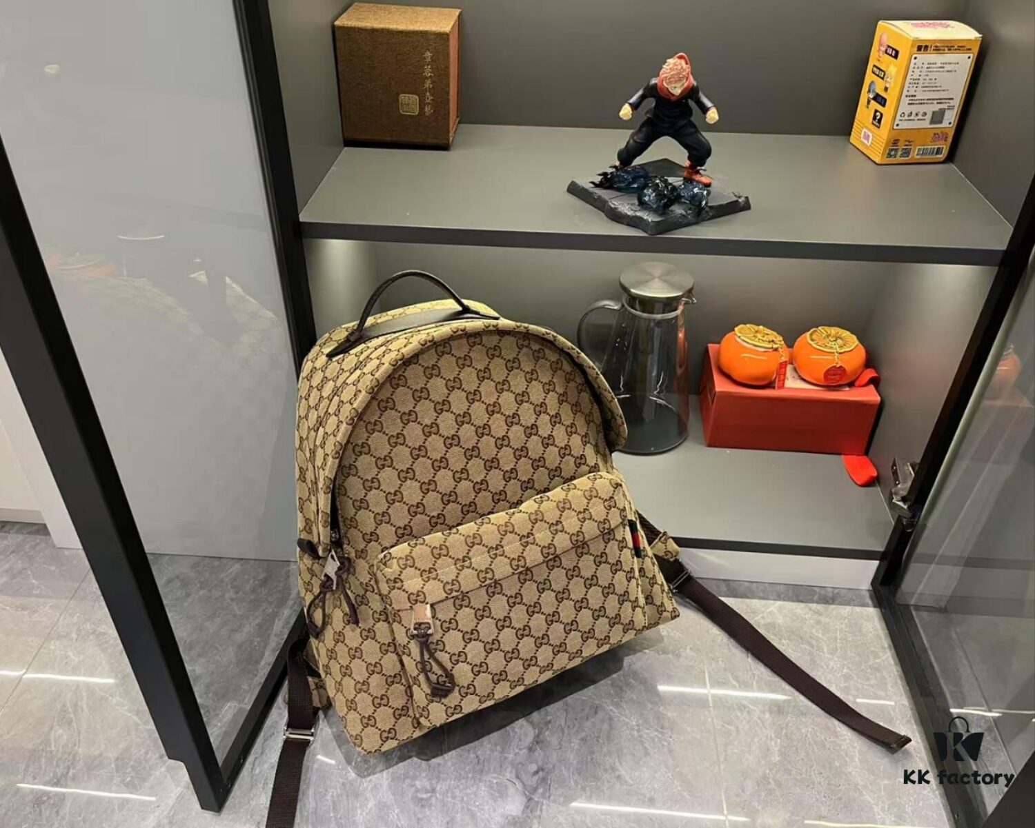 Gucci 2025 Spring-Summer Collection Men's Bag in Beige and Brown GG Canvas