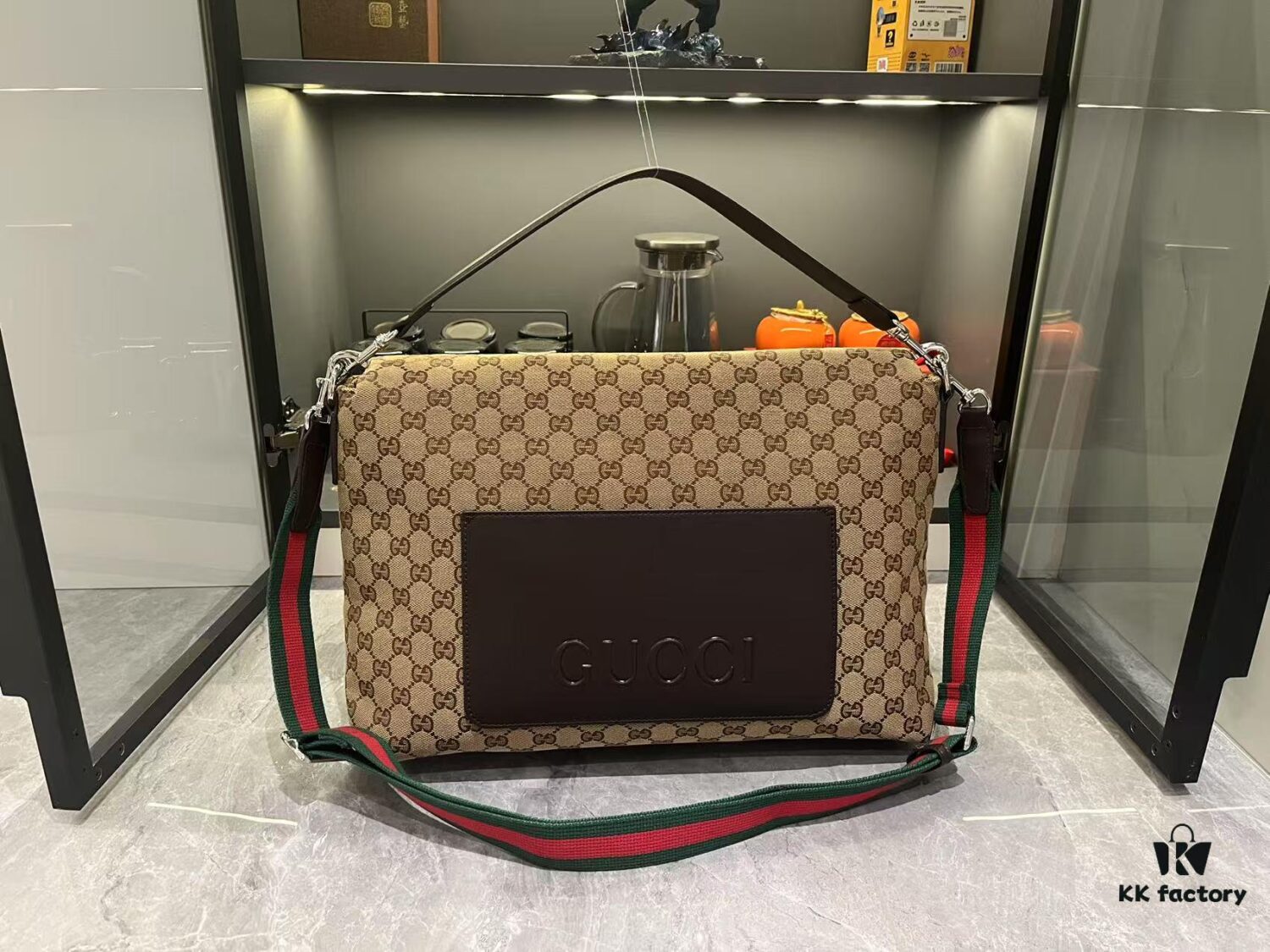 Gucci GG 2025 Spring-Summer Collection Men's Crossbody Bag in Beige Original GG Canvas