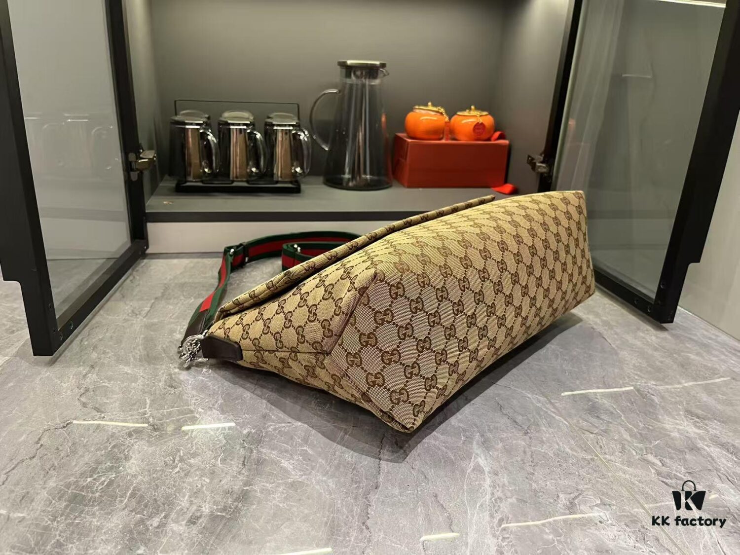 Gucci GG 2025 Spring-Summer Collection Men's Crossbody Bag in Beige Original GG Canvas